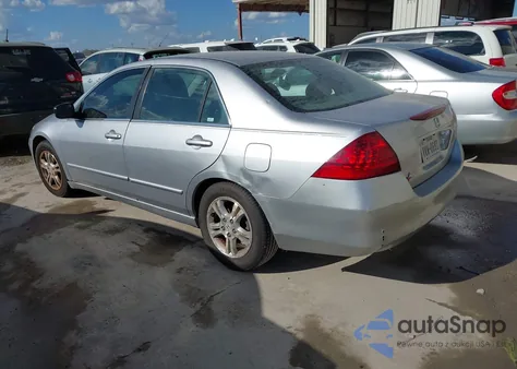 2007 Honda Accord 2.4 Ex z USA, uszkodzony, nr VIN 1HGCM56767A214063